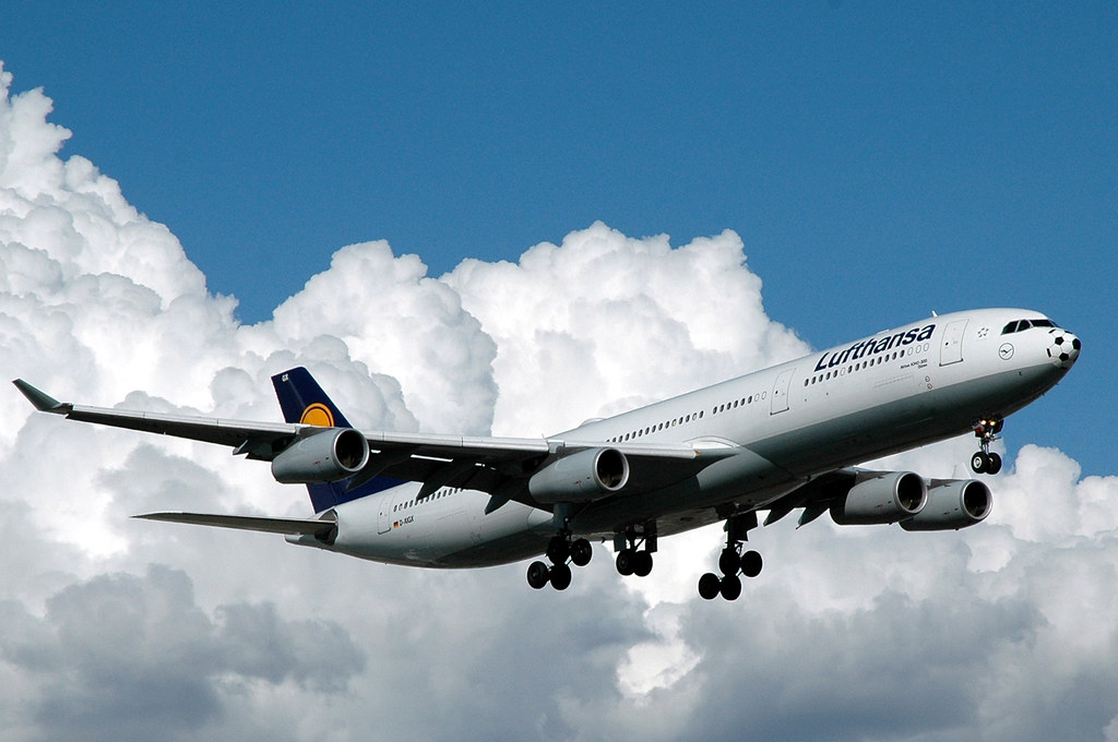 Avion Oran Paris — Transport France-Algérie