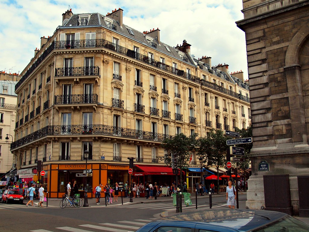 Lyon ville France — Transport France-Algérie